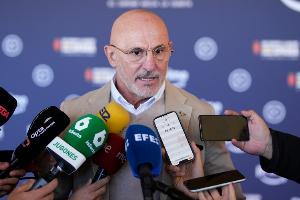 德拉富恩特：亚马尔被上帝的魔杖点过，仿佛在说你注定会与众不同